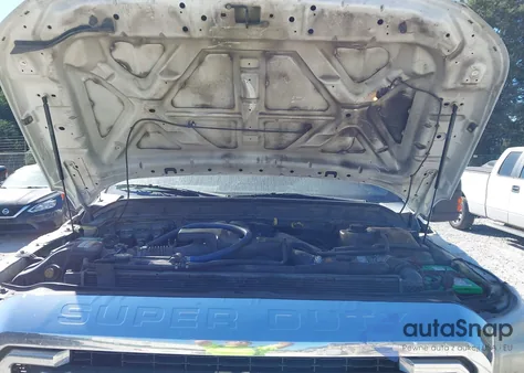 2011 Ford F-250 Lariat from USA, damaged, VIN 1FT7W2BT6BEB70109